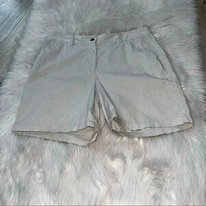Kim rogers pin striped shorts sz 16